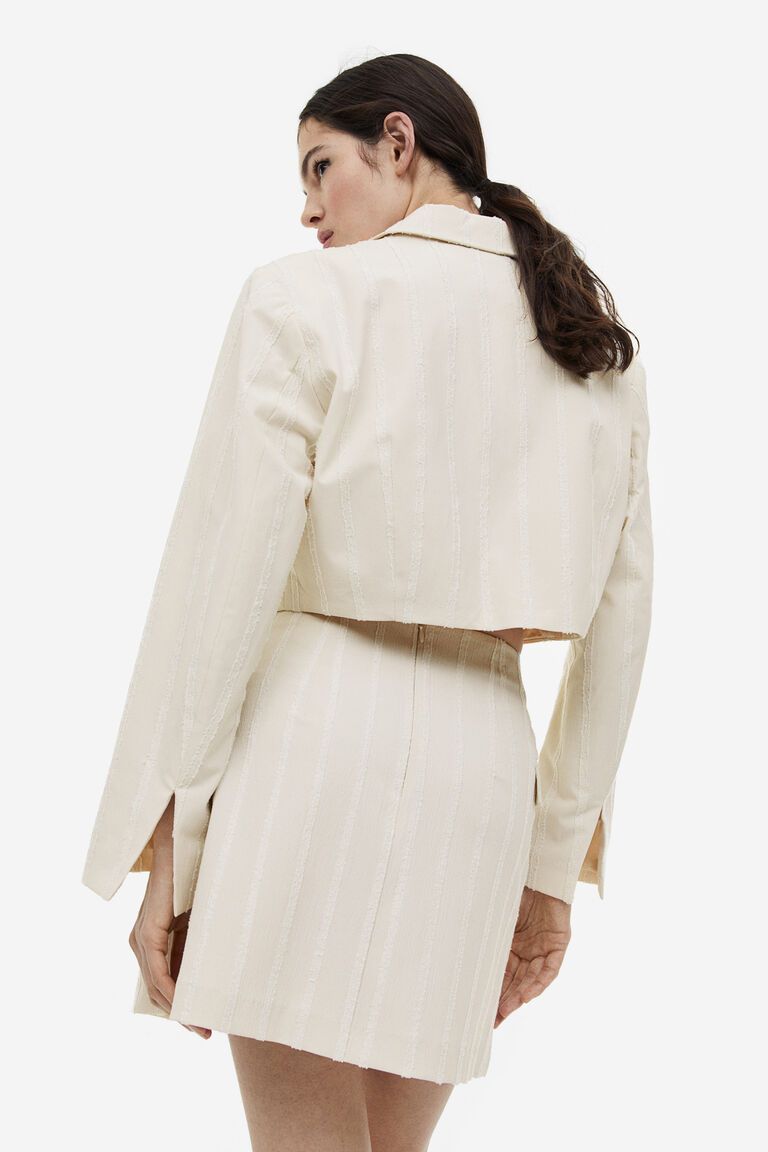 Cropped textured-weave blazer