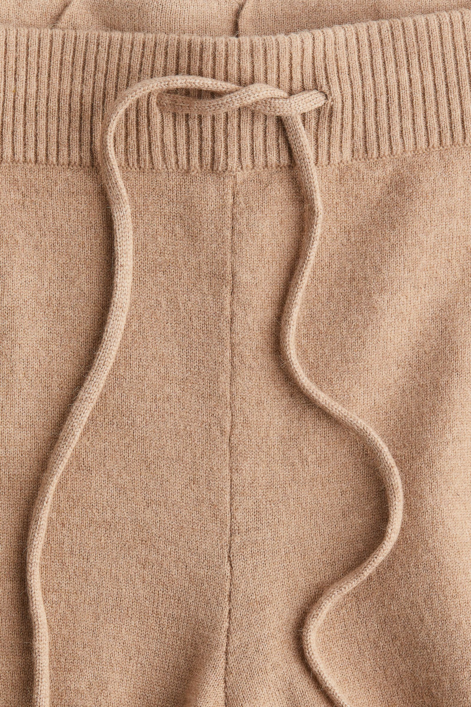 Миниатюра 6