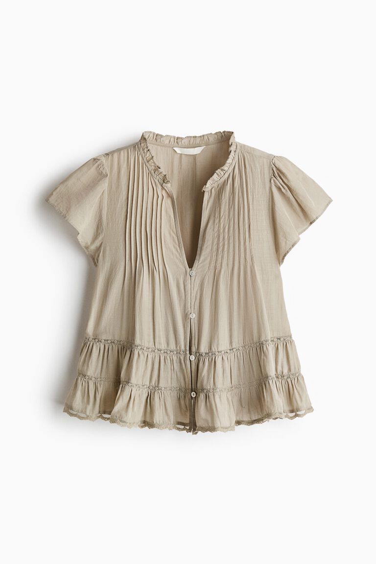 Puff-sleeved blouse