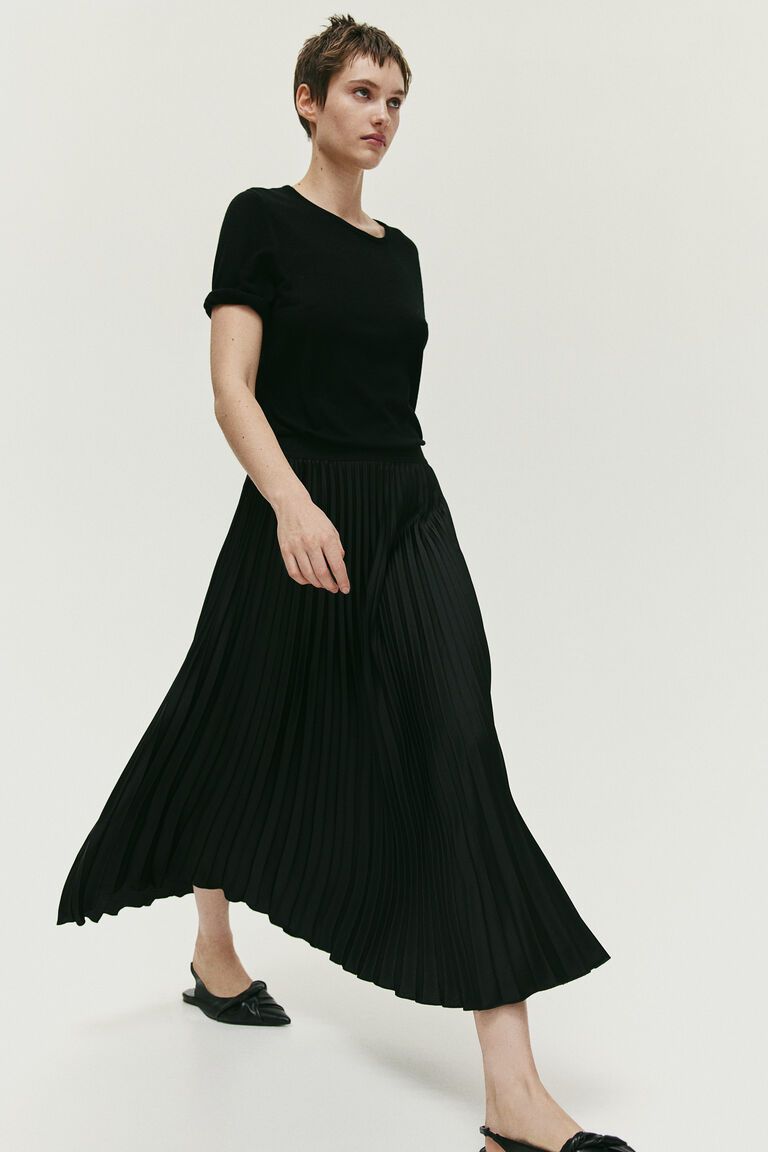 Pleated skirt