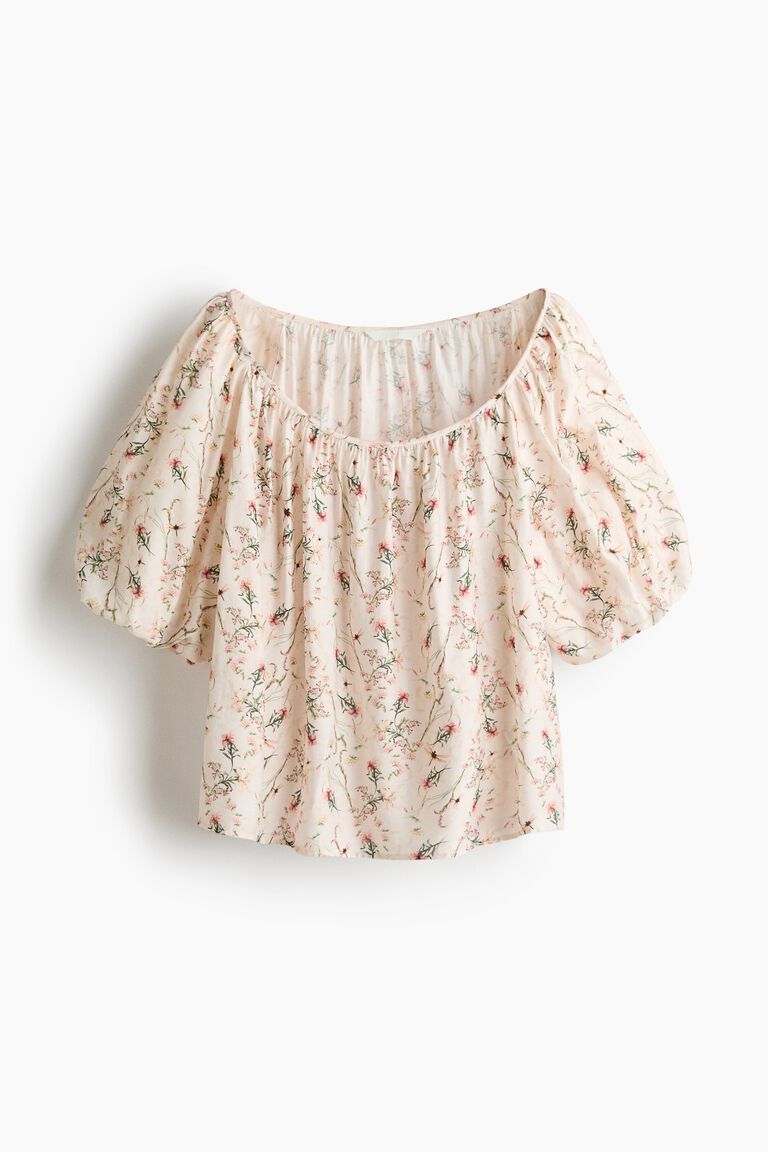 Balloon-sleeved blouse