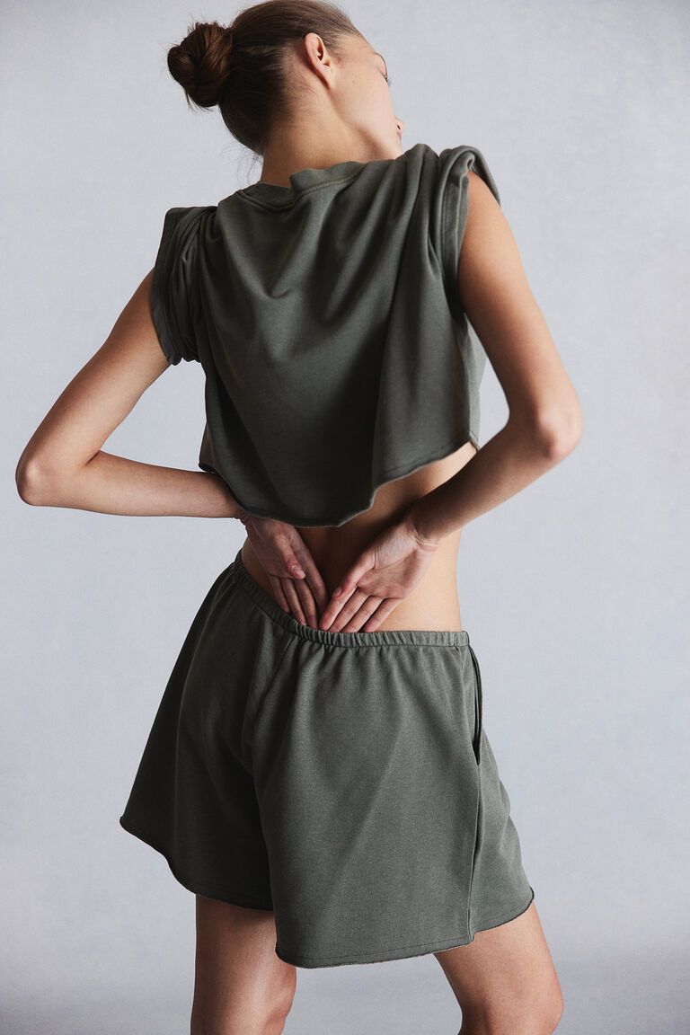 Cropped short-sleeved sweatshirt