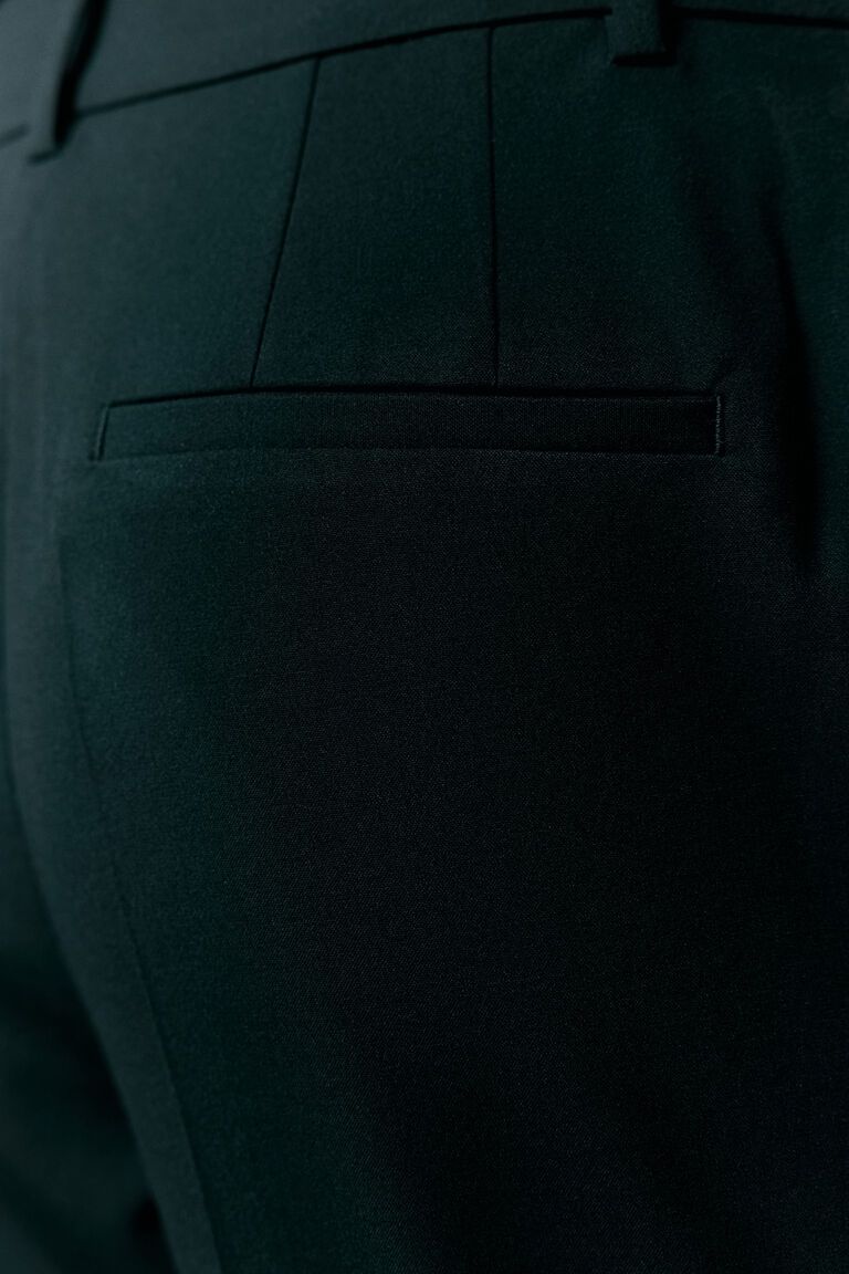 Cigarette trousers