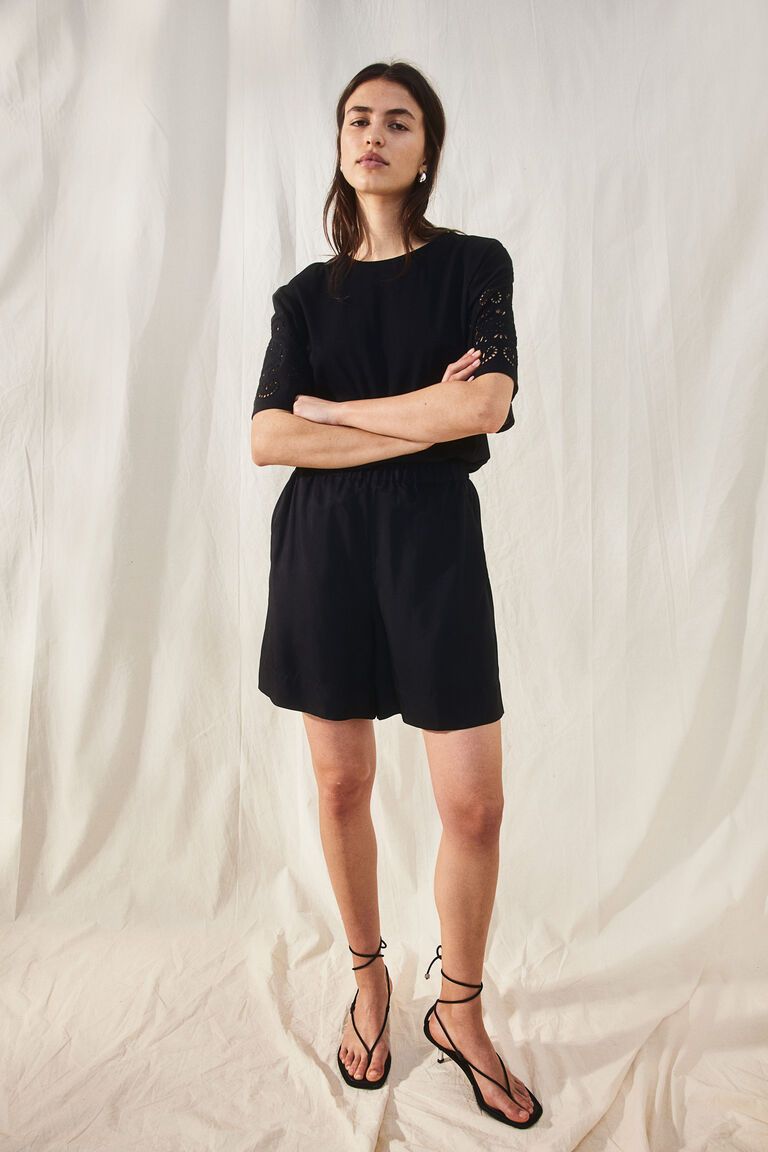 Broderie anglaise-sleeve T-shirt