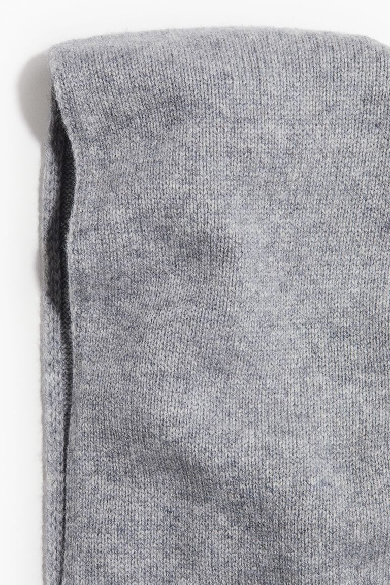 Cashmere hood scarf