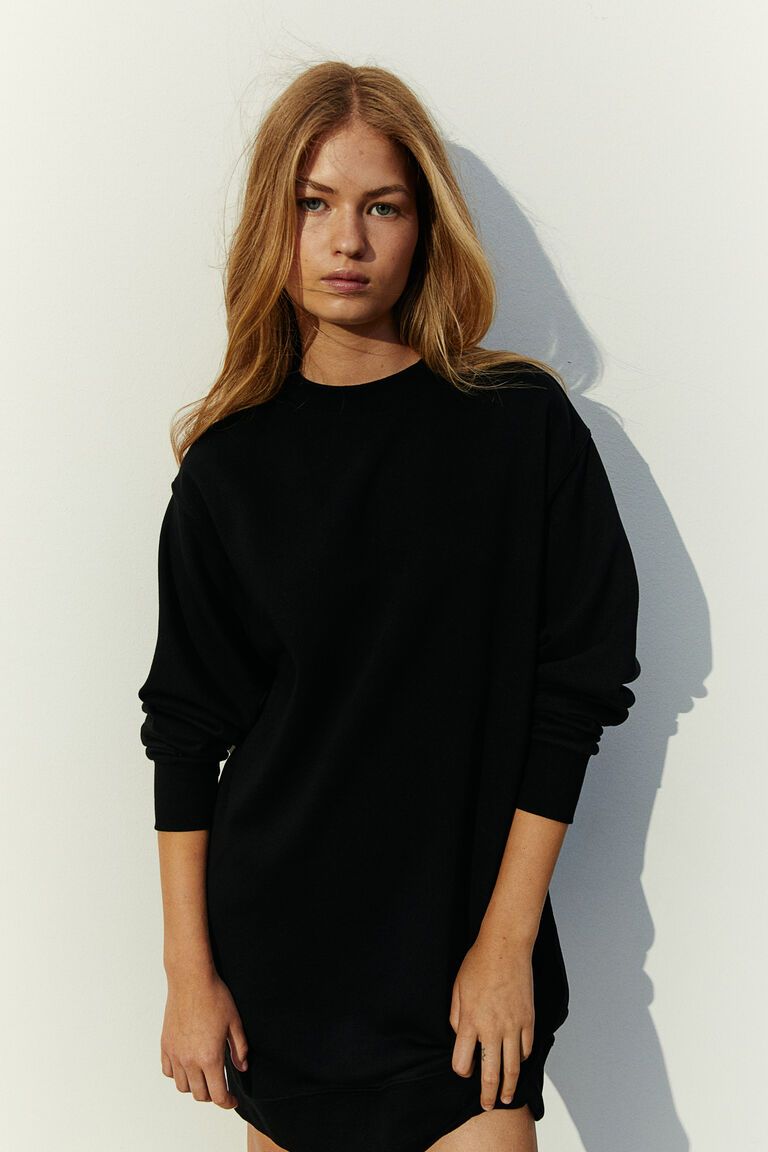Sweatshirt dress