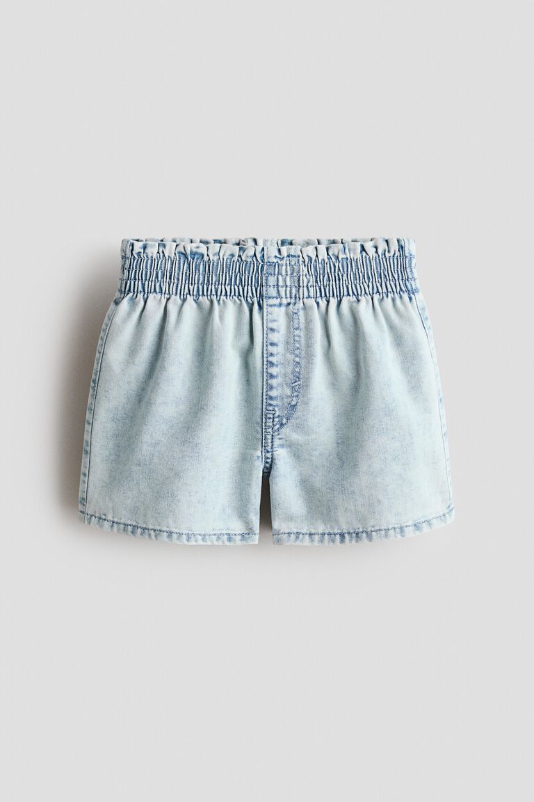 Loose Fit denim shorts