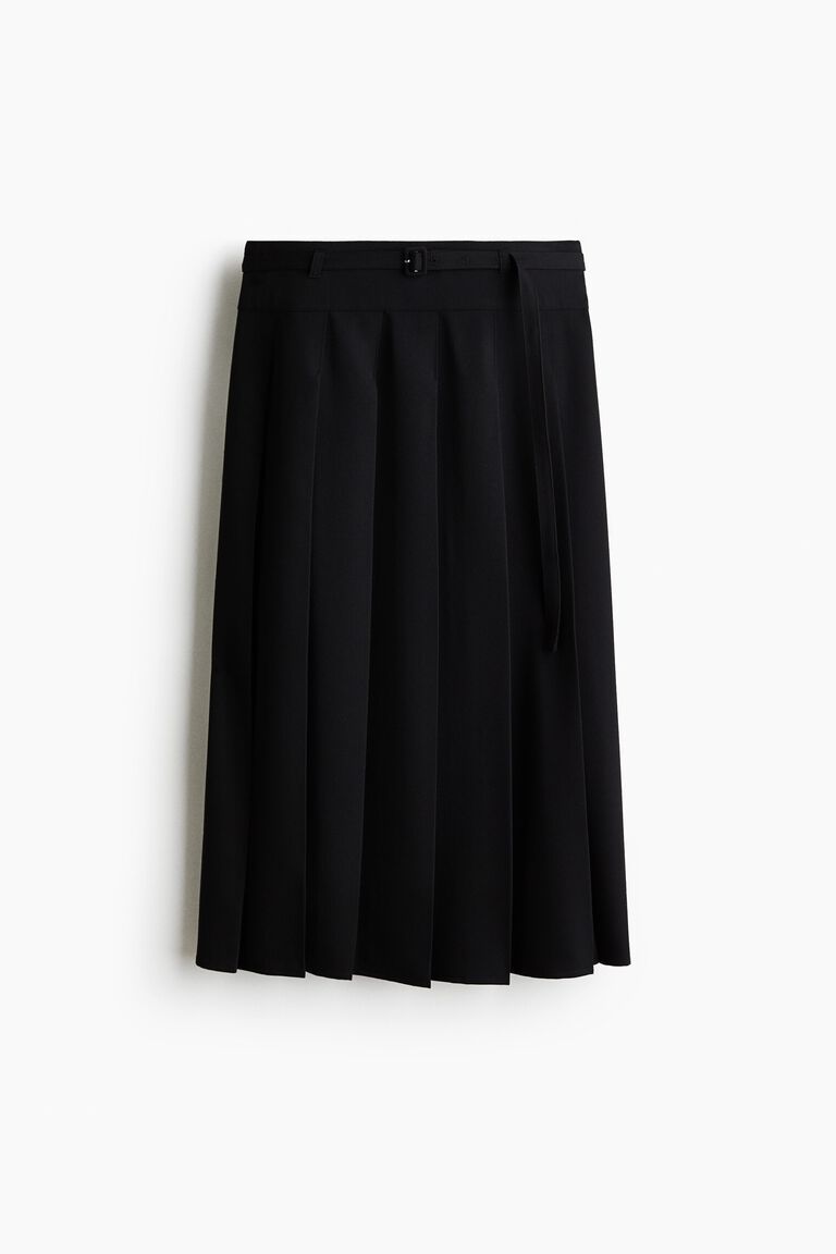 Belted pleated skirt