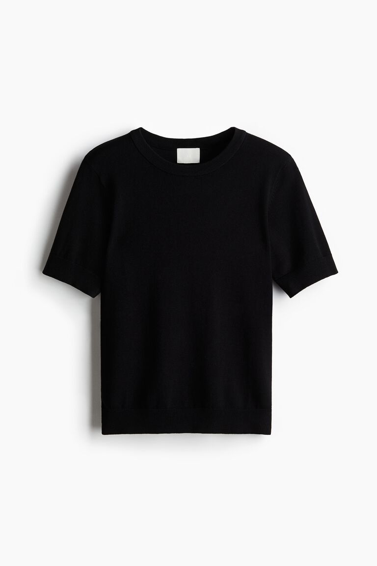 Fine-knit top