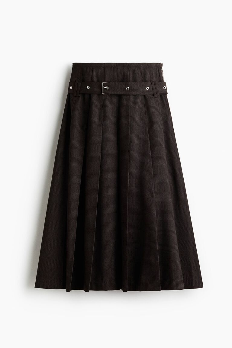 Belted pleated skirt