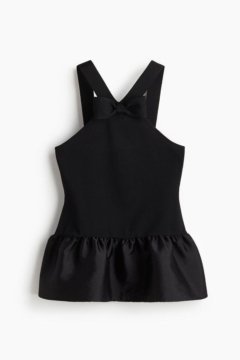 Bow-detail top