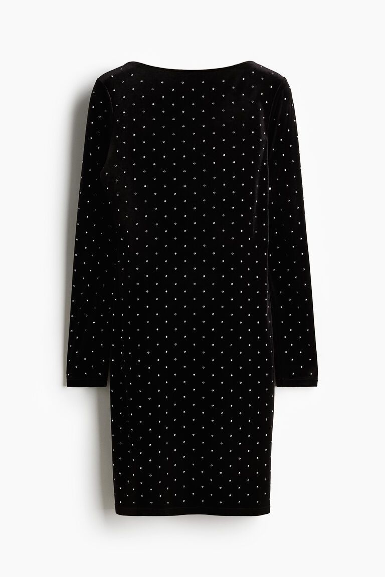 Boat-neck dress