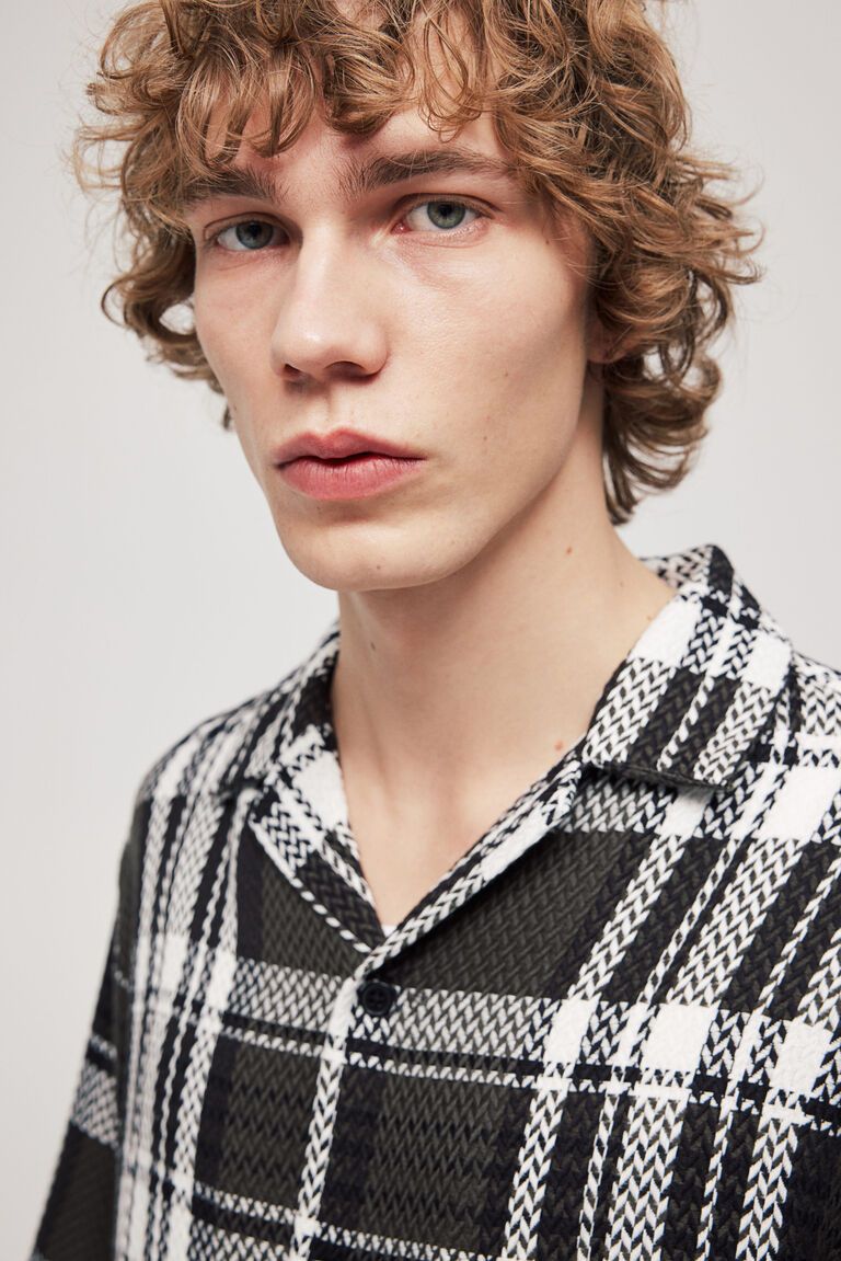 Loose Fit Textured-knit resort shirt