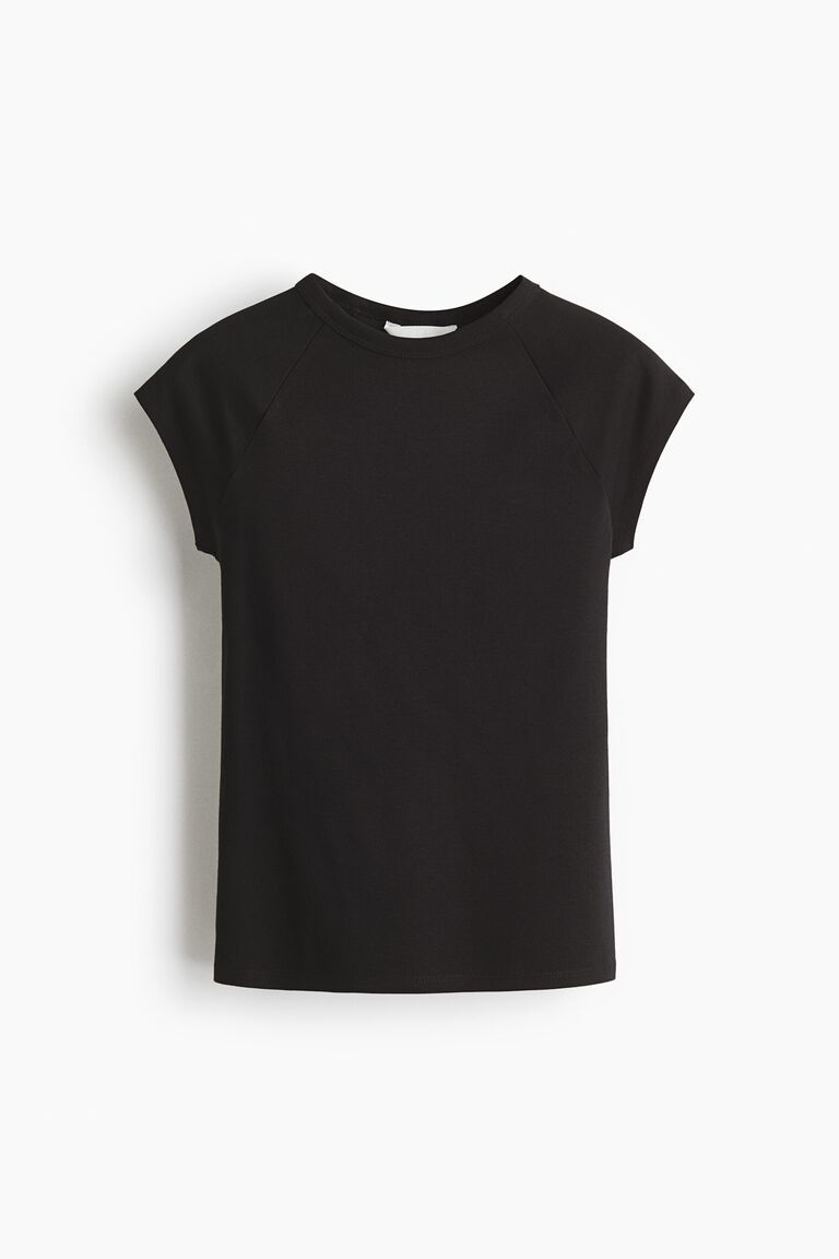 Raglan-sleeved T-shirt