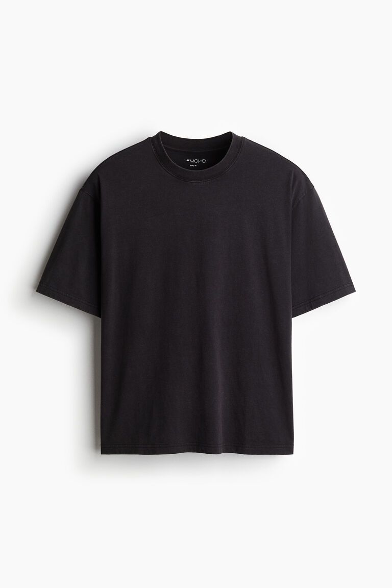 Boxy-style sports top with DryMove™