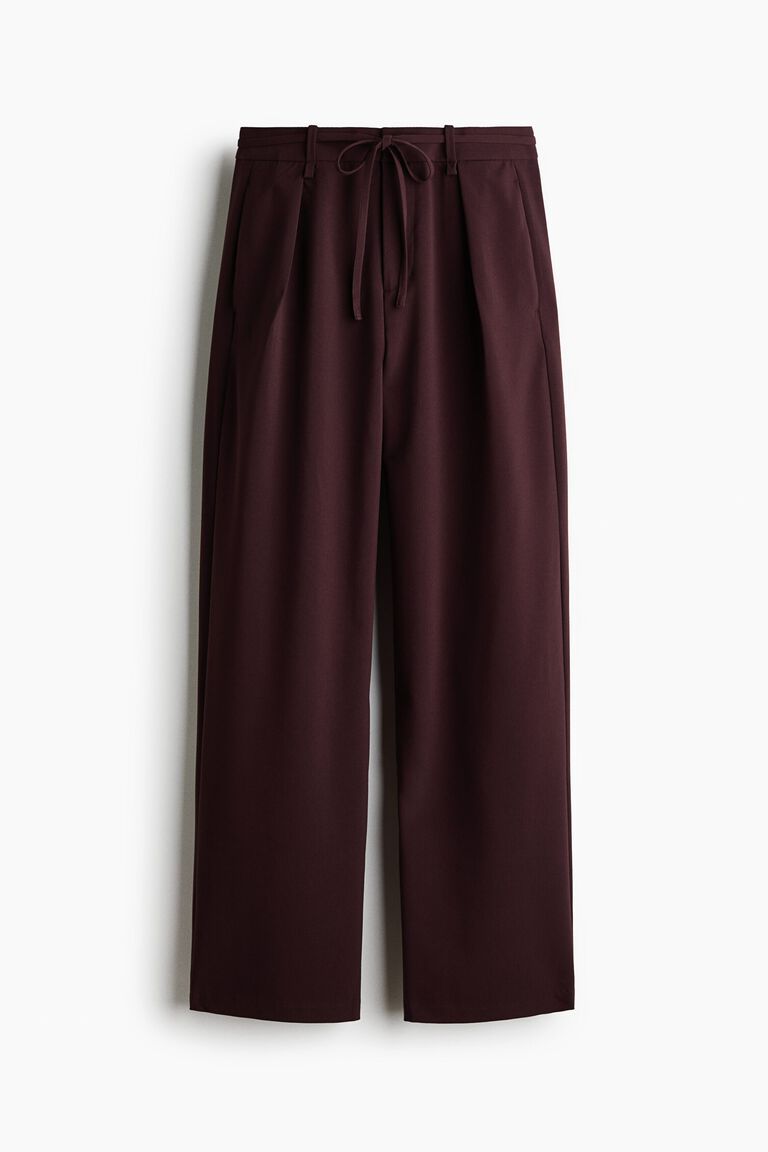 Pleated tie-belt trousers