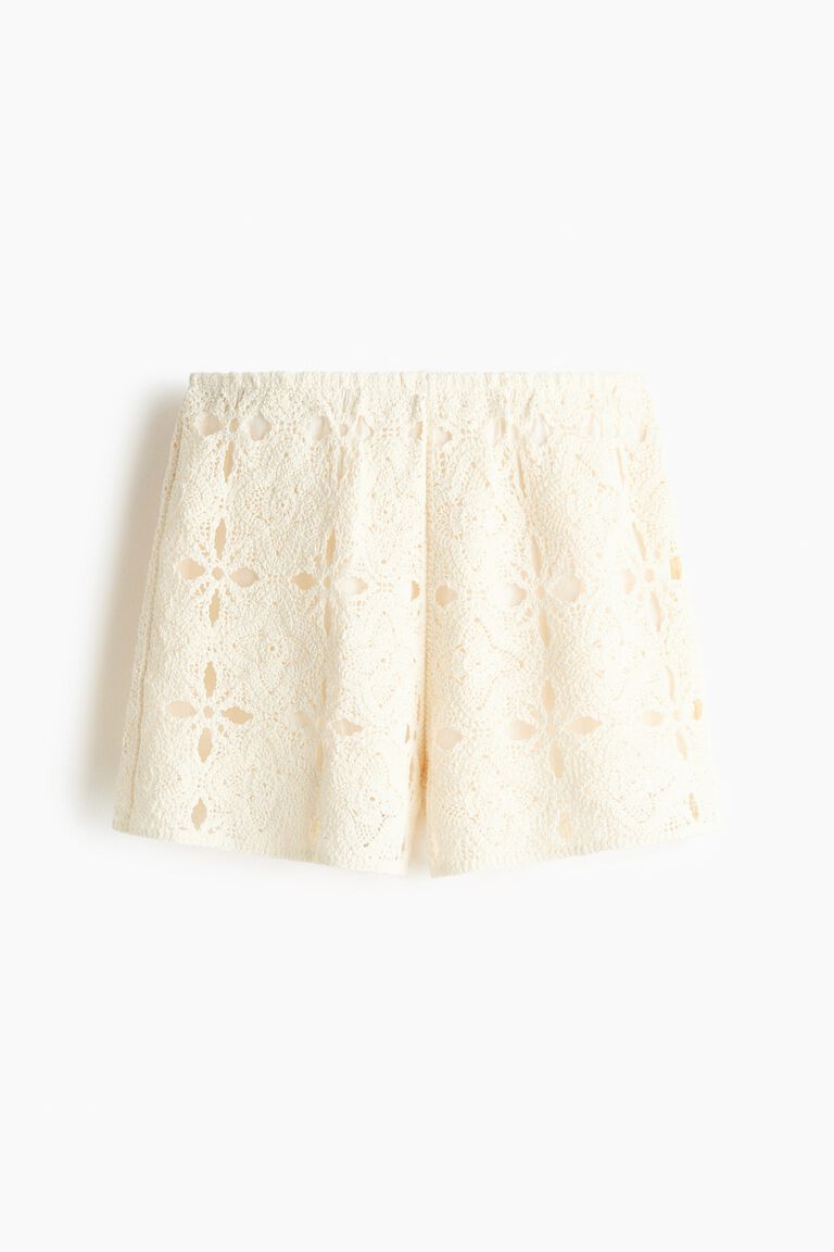 Crochet-look shorts