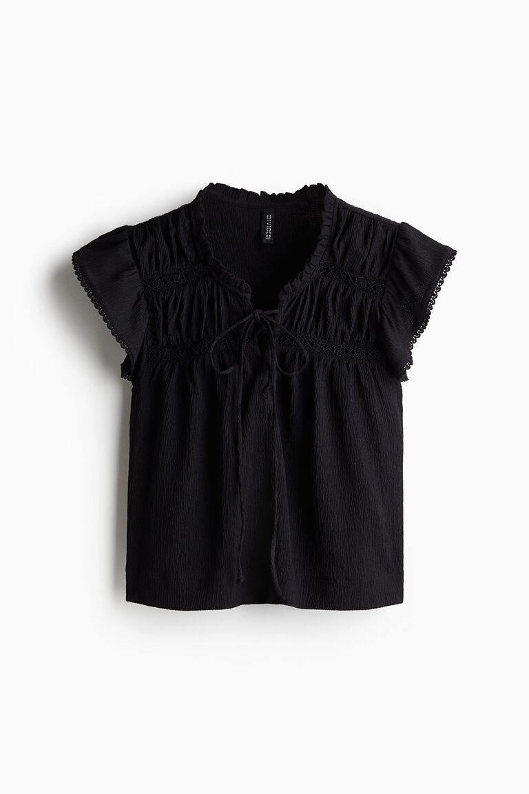Lacing-detail crinkled top