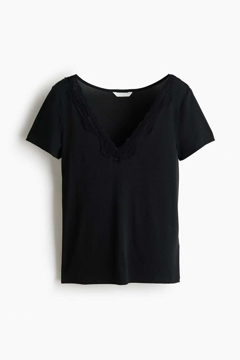 Short-sleeved lace-trimmed top