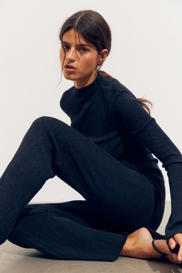 Rib-knit flared trousers