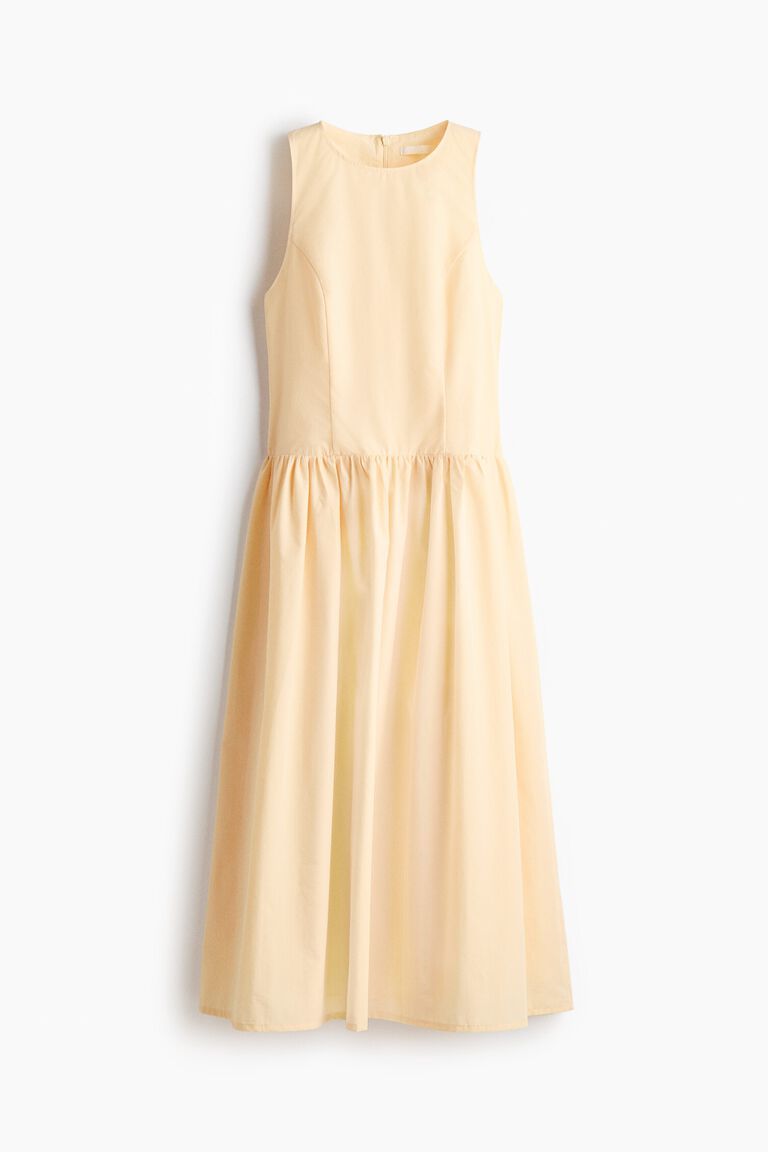 Sleeveless dress