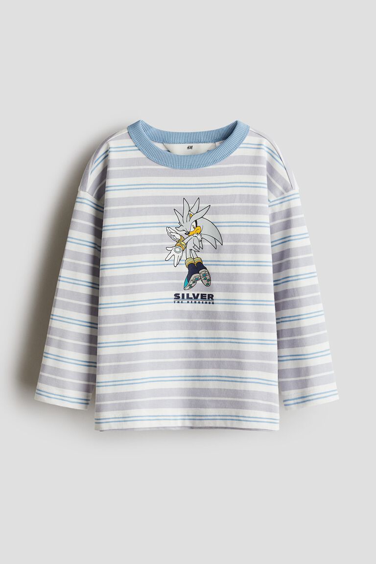 Long-sleeved T-shirt