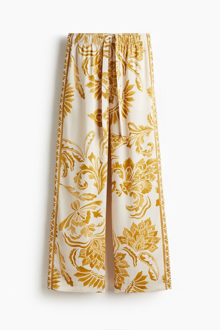 Wide trousers