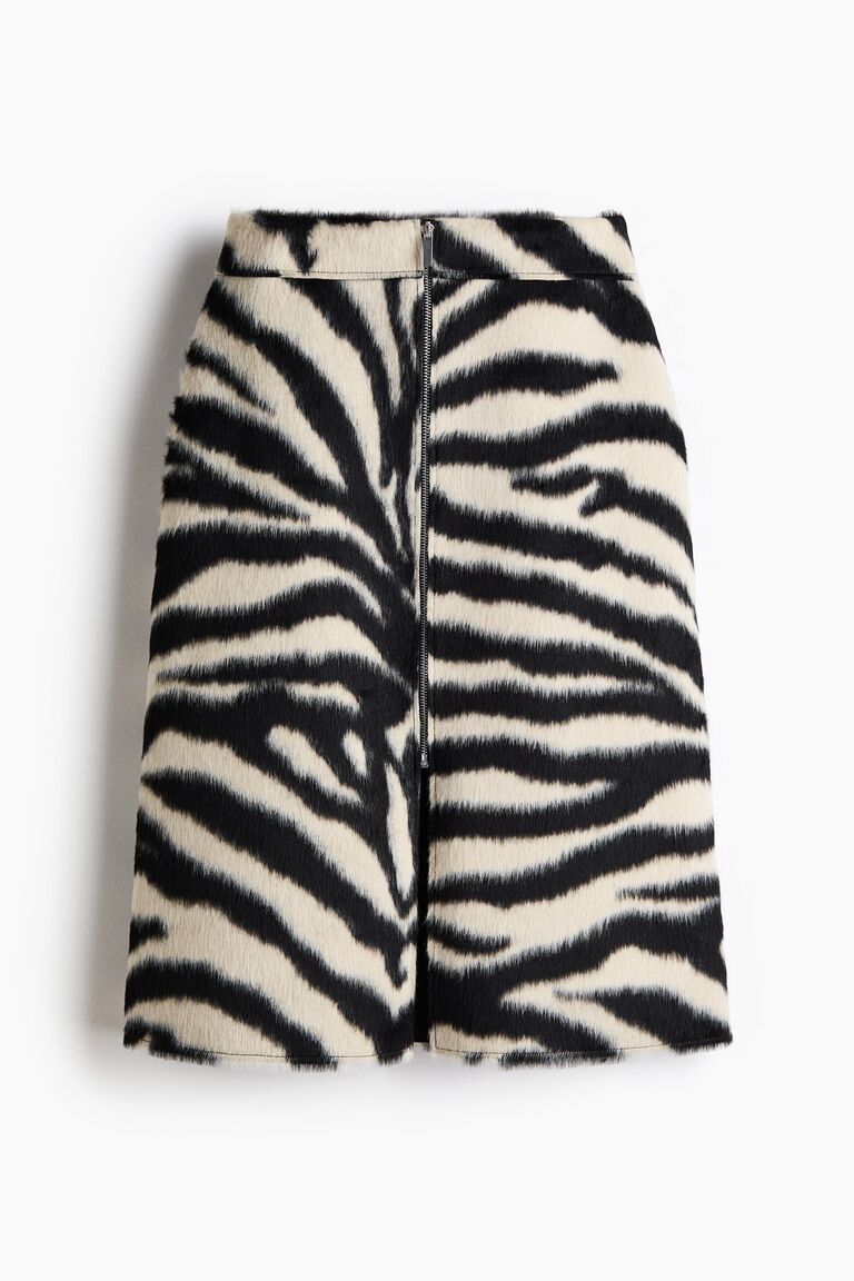Zip-front skirt