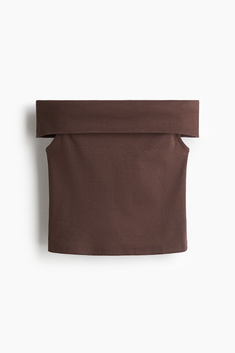 Ribbed off-the-shoulder top