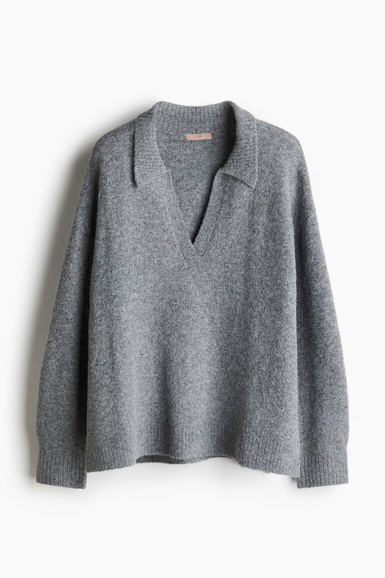 Fine-knit collared jumper