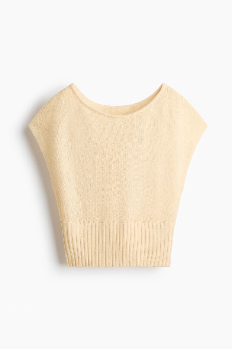 Knitted off-the-shoulder top