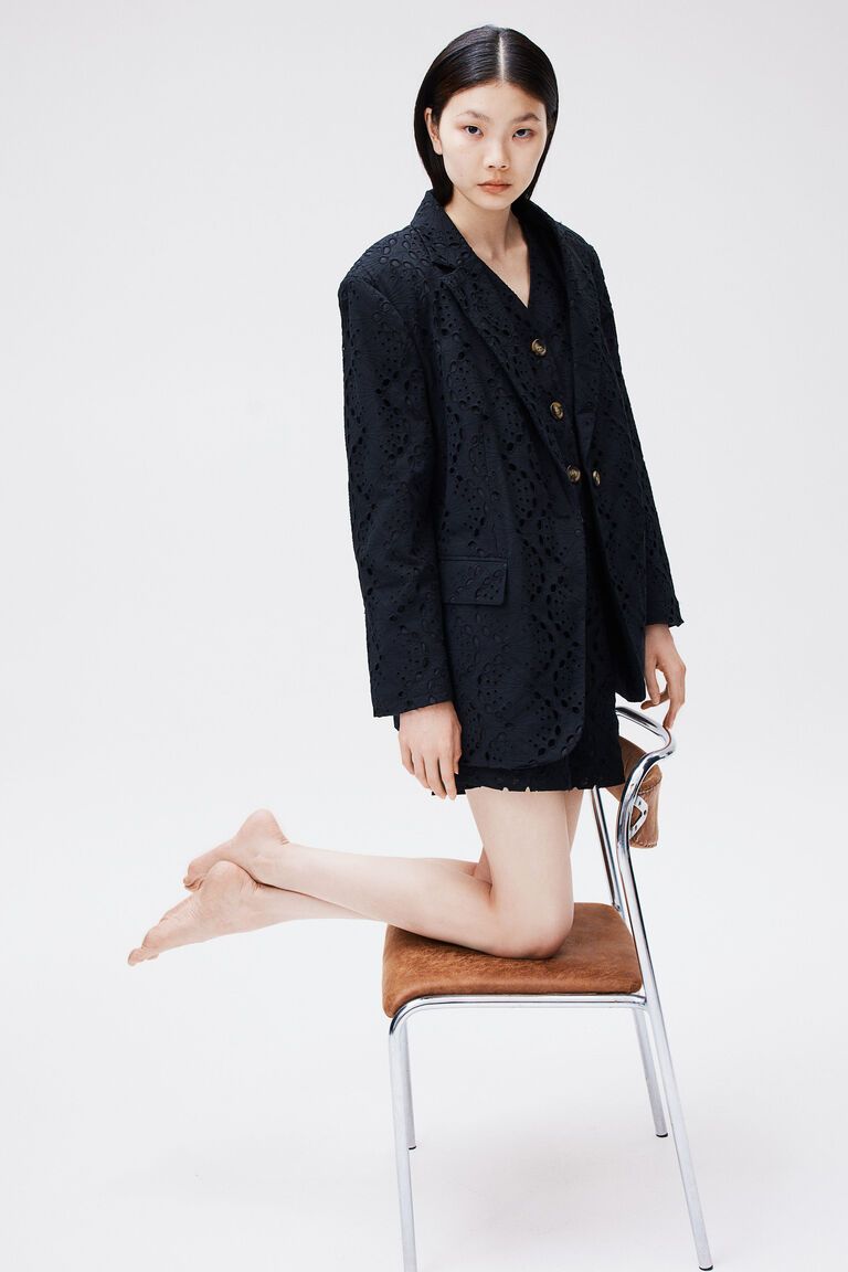 Oversized broderie anglaise blazer