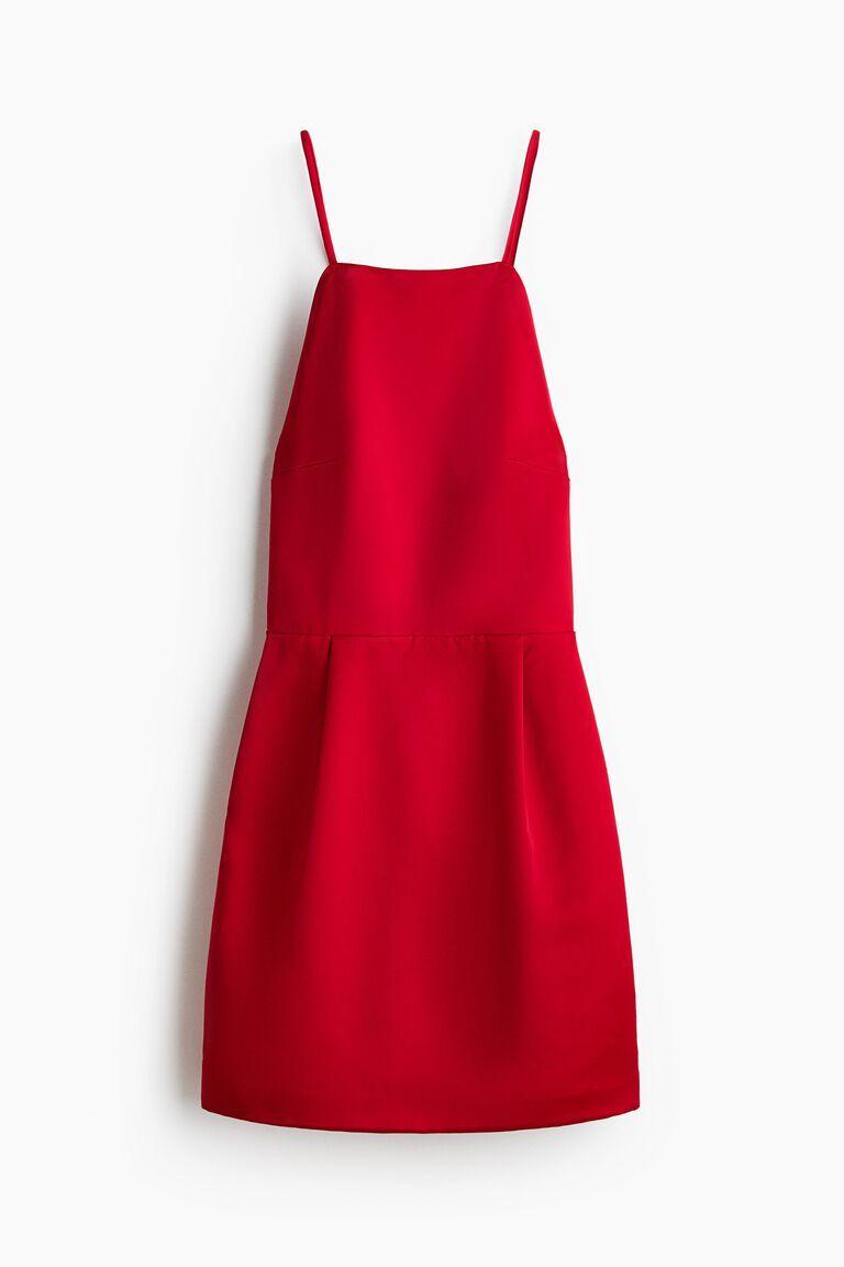 Open-back strappy dress