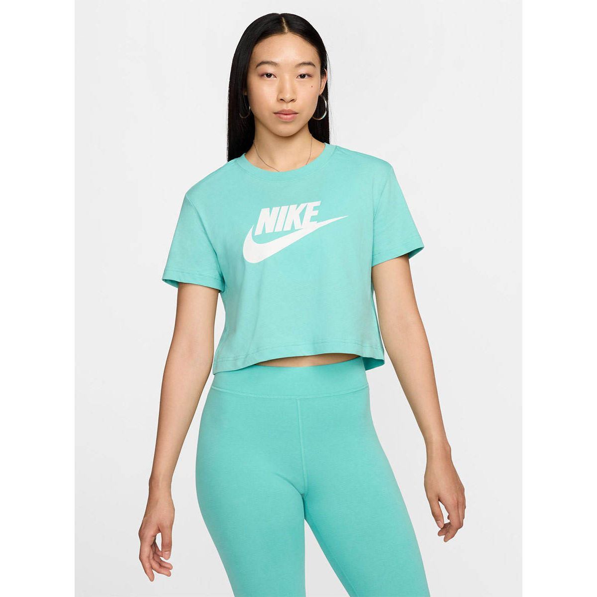 NIKE Sportswear Essential Cropped женские футболка