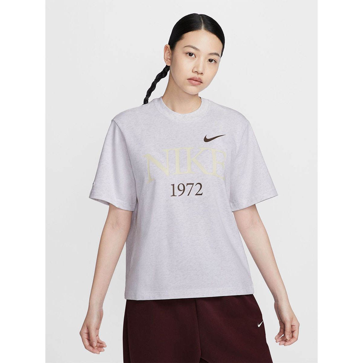 NIKE Sportswear Classic женские футболка