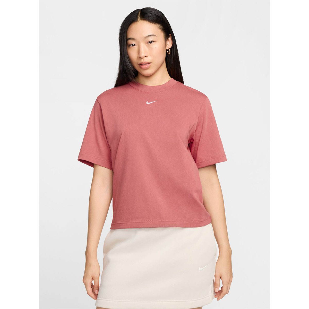 NIKE Sportswear Essential Boxy женские футболка