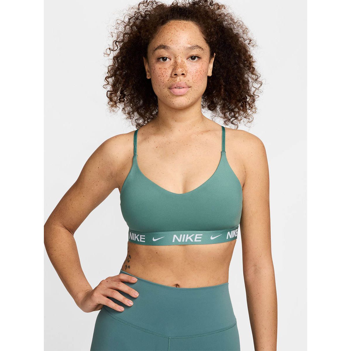 NIKE Indy Light Support женский спортивный бюстгальтер