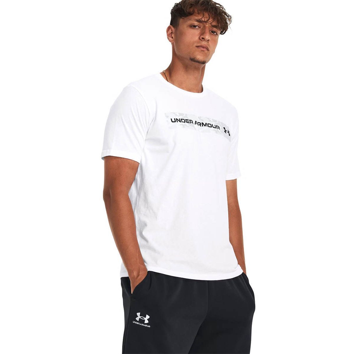 UNDER ARMOUR Camo Chest Stripe мужская тренировочная футболка