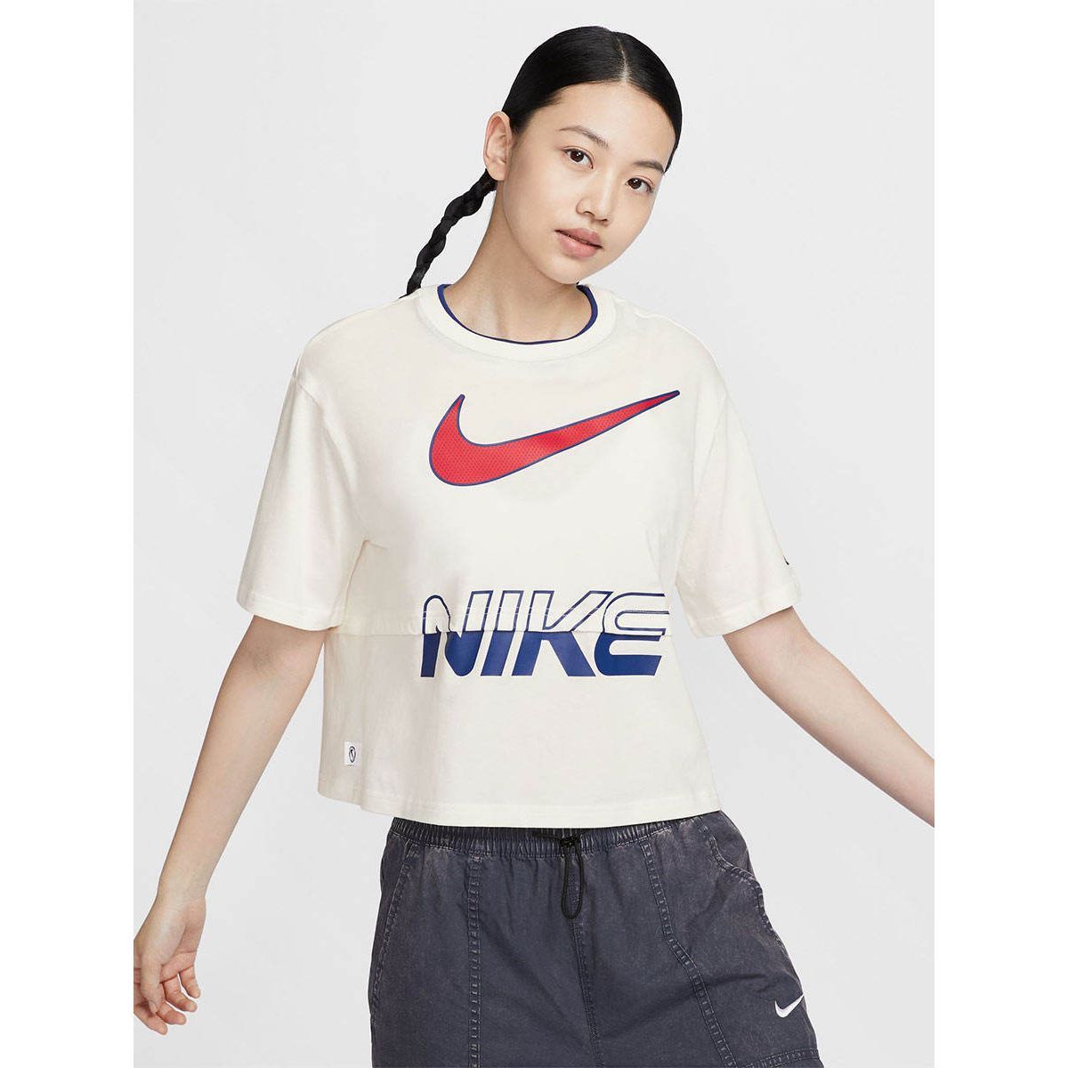 NIKE Sportswear женские футболка